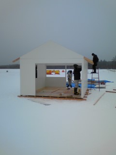 ワカサギハウス建て方