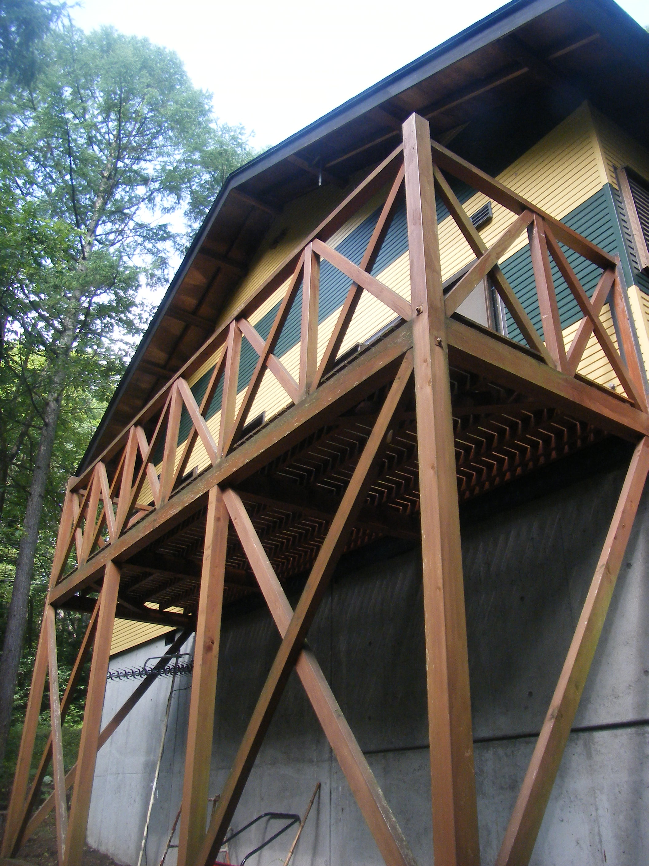 ベランダ屋根の取付