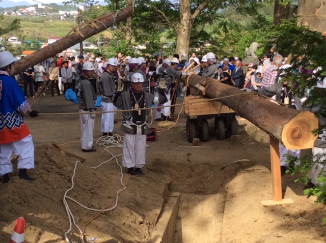 御柱祭in牟礼神社
