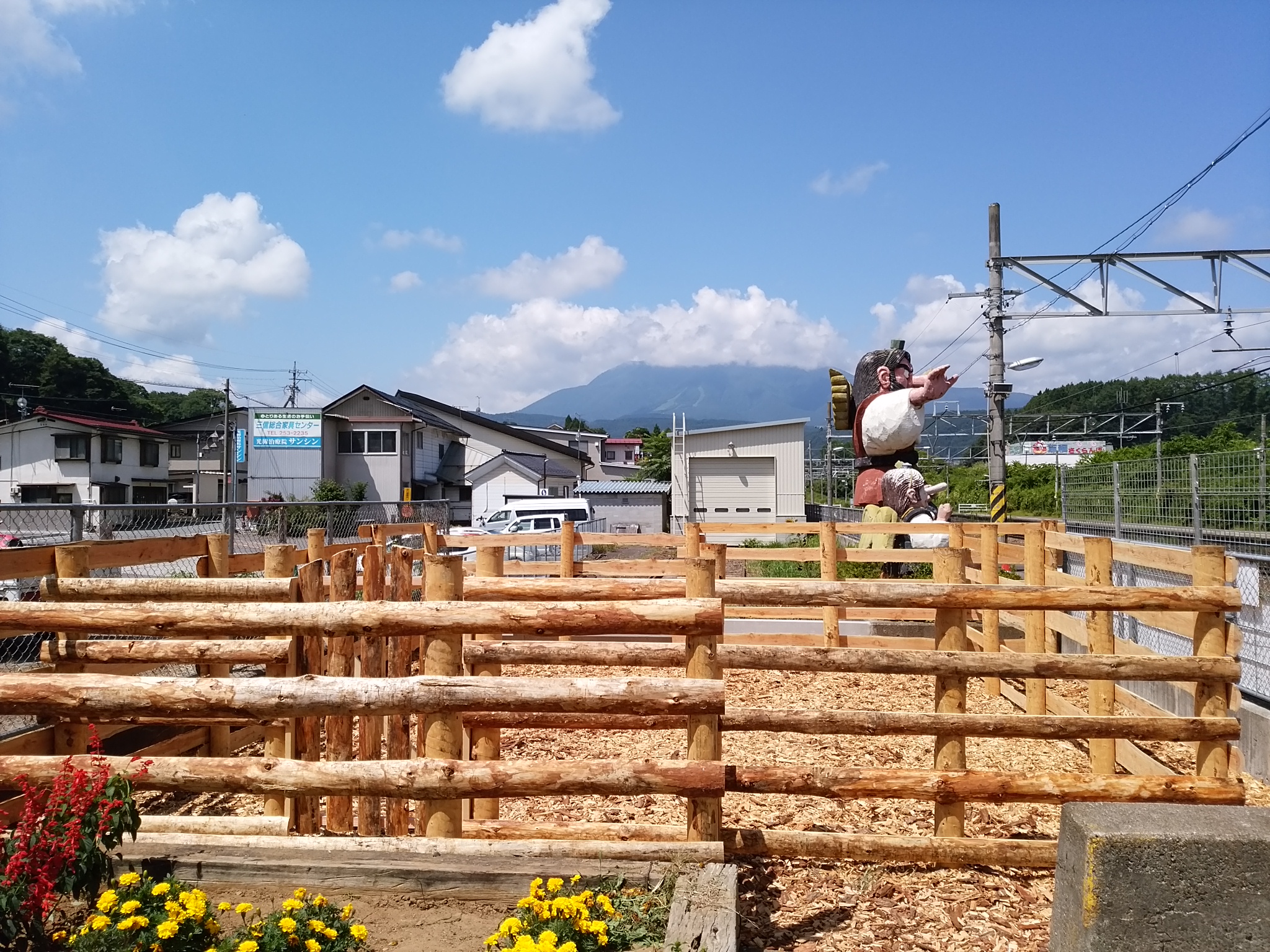ヤギ駅長の駅長室完成!